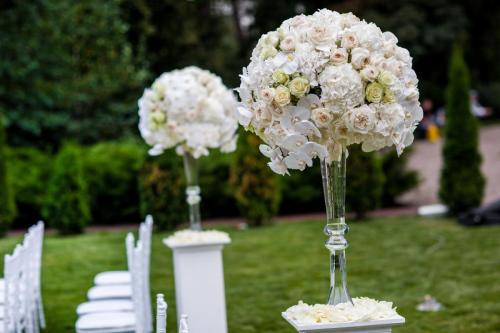 Simi Flowers & Gifts, Simi Wedding Flowers, Ventura County Florist, Bridal Bouquet