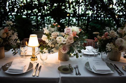 Simi Flowers & Gifts, Simi Wedding Flowers, Ventura County Florist, Wedding Reception Flowers