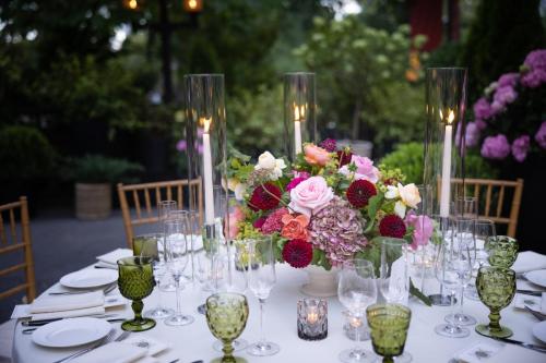 Simi Flowers & Gifts, Simi Wedding Flowers, Ventura County Florist, Wedding Reception Flowers